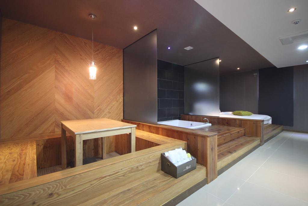 Hotel Well 釜山広域市 エクステリア 写真